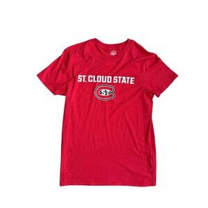 NWT Rivalry Threads St. Cloud State Red Short Sleeve T-Shirt Men's Size Small